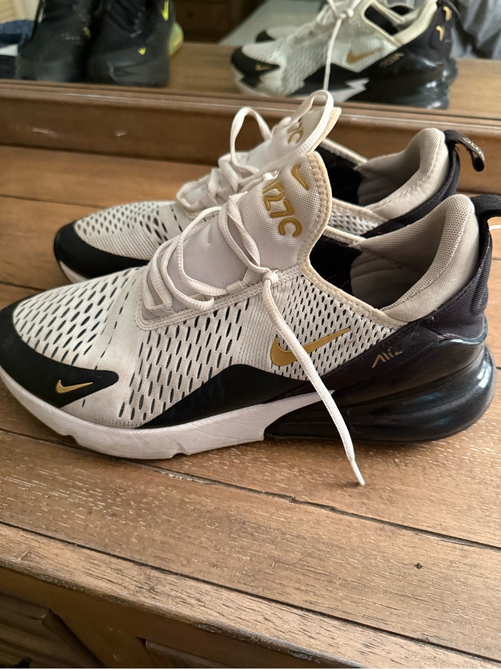 Nike Air Max 270 Cream Black Gold Running Sneakers